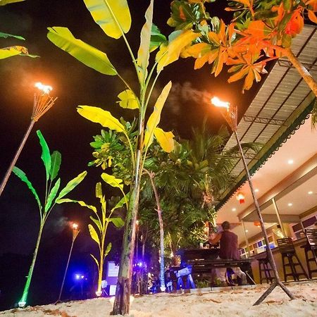 三庄海滩度假村 Patong 外观 照片
