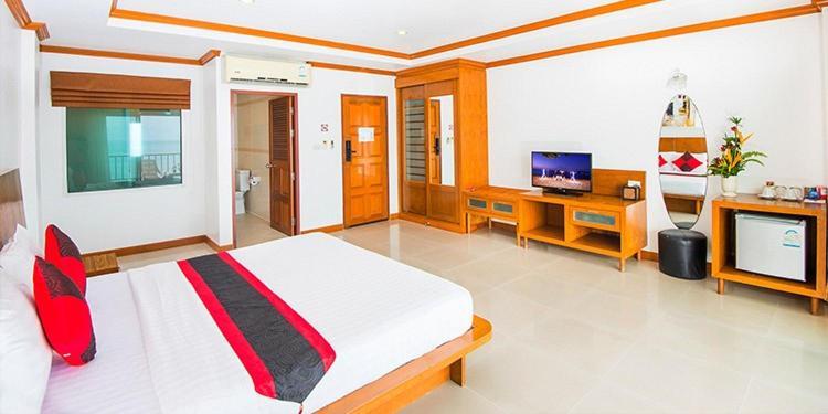 三庄海滩度假村 Patong 外观 照片